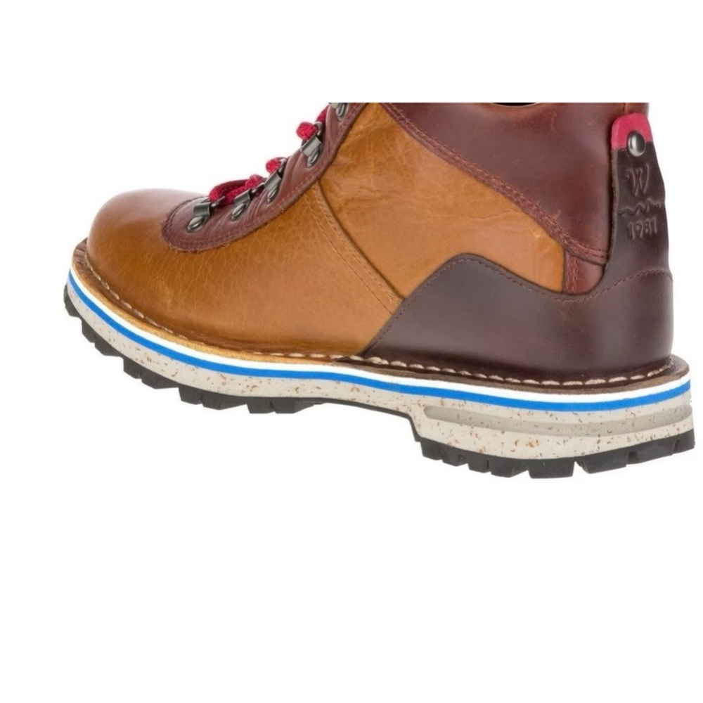 Merrell Waitsfield Sugarbush Waterproof Boot - Women's . In very good condition